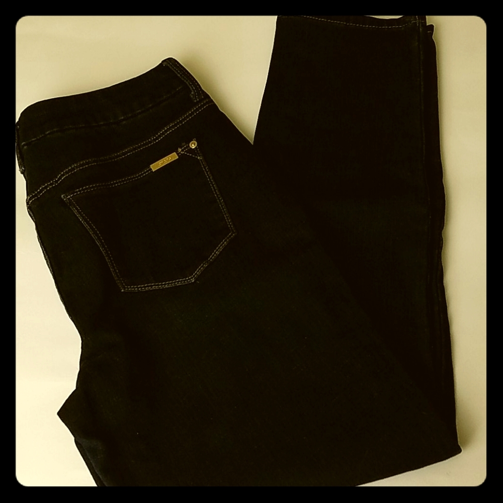 Chico's girlfriend ankle jeans